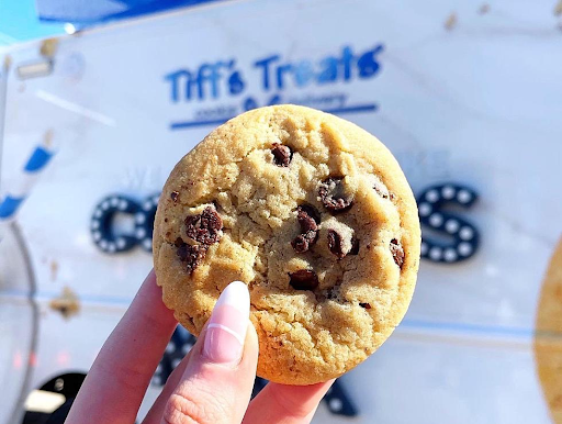 Tiff's Treats: Same Day Cash Tips That Sweeten the Deal